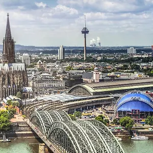 Express Cologne By Ihg Otel