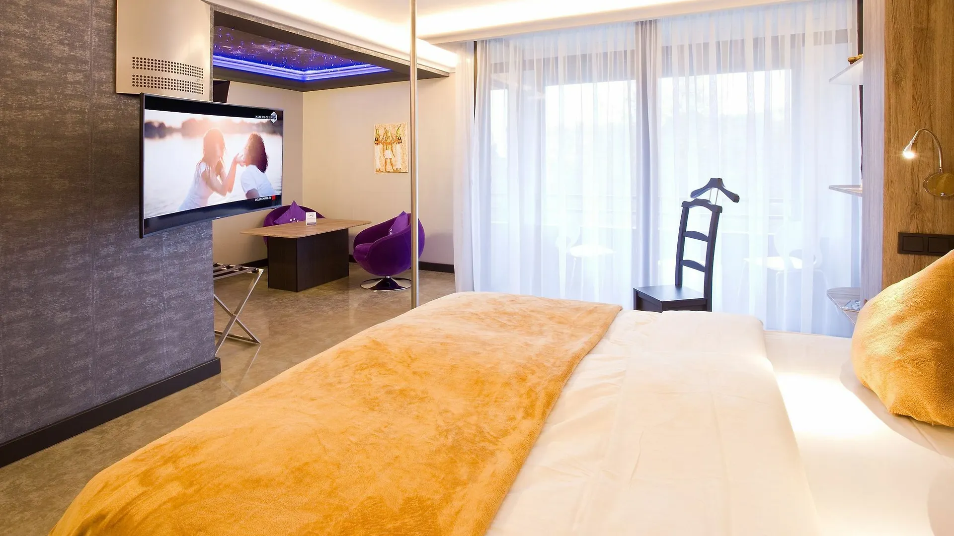 Plaza Inn Stays Design Dortmund Germany