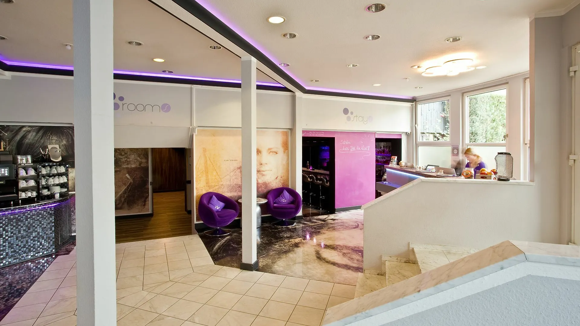 Plaza Inn Stays Design Dortmund